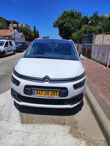 מודעת רכב סיטרואן C4 פיקאסו
