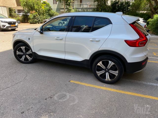 וולוו XC40