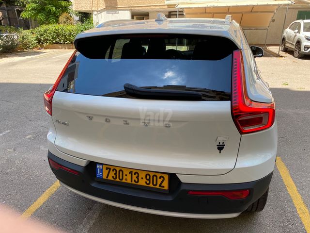 וולוו XC40