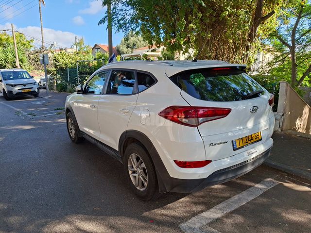 מודעת רכב יונדאי טוסון