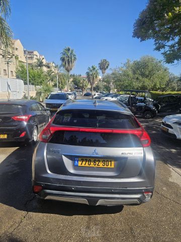 מודעת רכב מיצובישי אקליפס קרוס