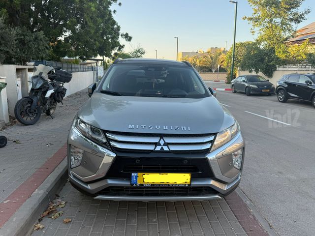 מיצובישי אקליפס קרוס