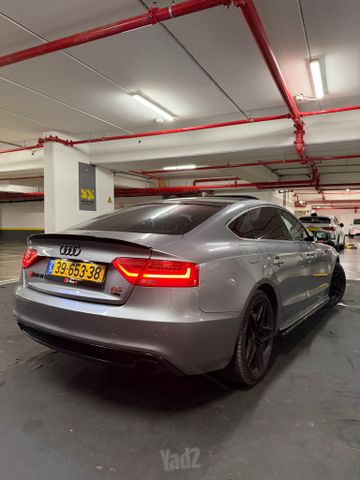 אאודי A5