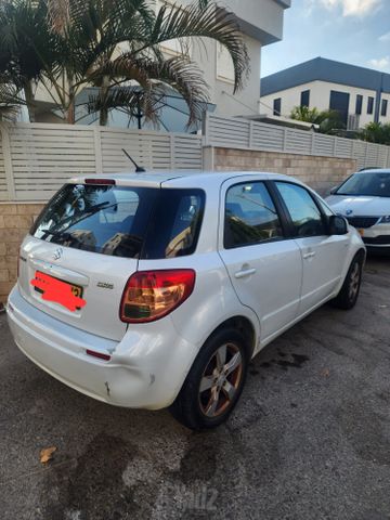 סוזוקי SX4
