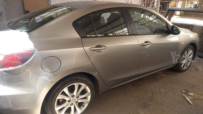 מודעת רכב מאזדה 3