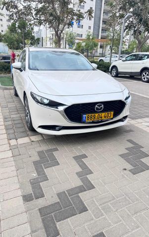 מודעת רכב מאזדה 3