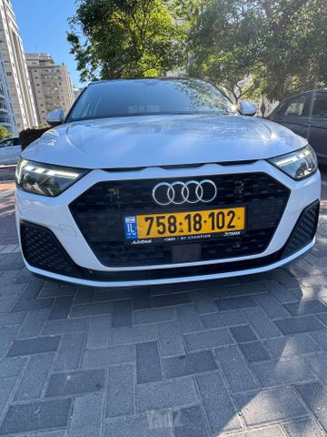 מודעת רכב אאודי A1