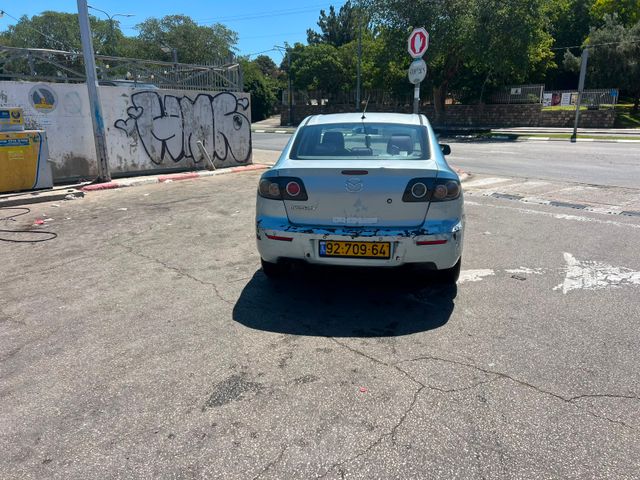 מאזדה 3
