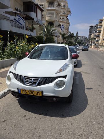 ניסאן ג'וק