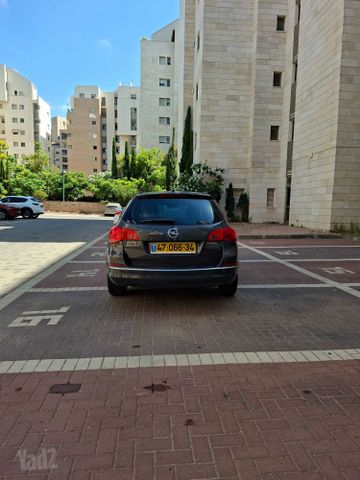 אופל אסטרה