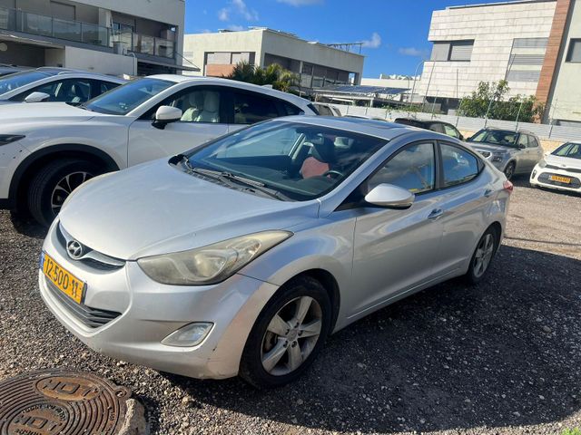 יונדאי I35