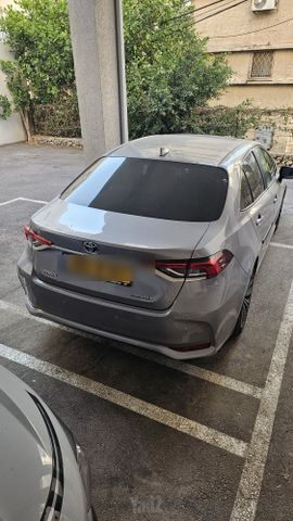 מודעת רכב טויוטה קורולה