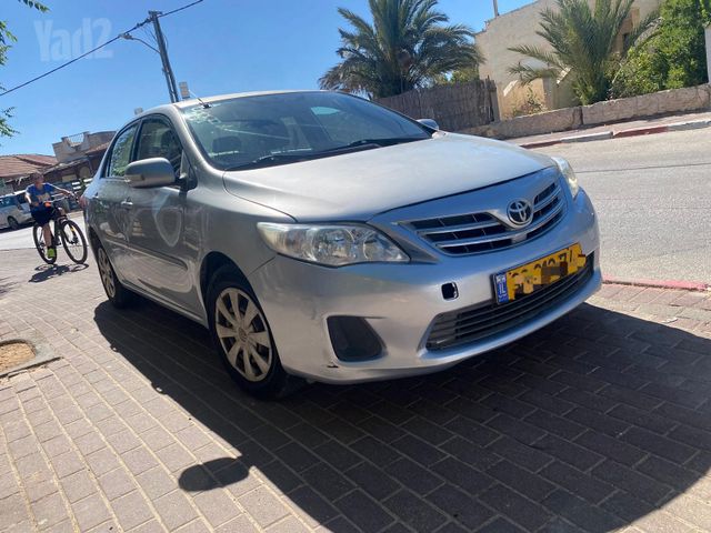 מודעת רכב טויוטה קורולה