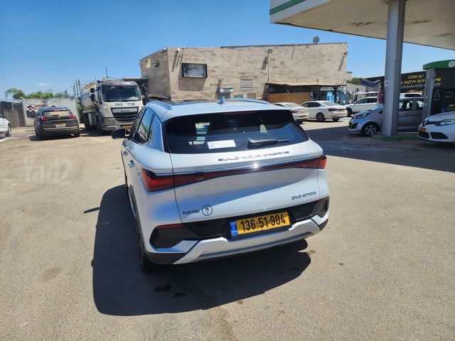 בי.ווי.די אטו 3