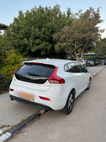 מודעת רכב וולוו V40