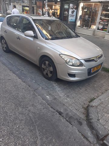 יונדאי i30