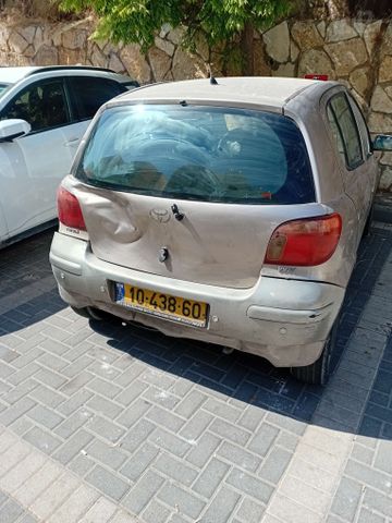טויוטה יאריס