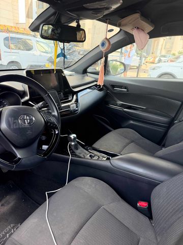 טויוטה C-HR