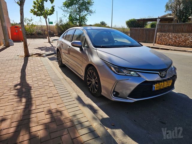 מודעת רכב טויוטה קורולה