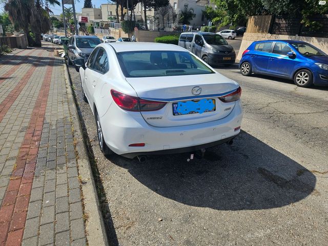 מאזדה 6