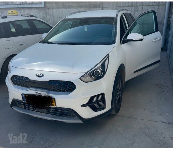 נירו Urban היברידי אוט׳ 1.6 (141 כ״ס)