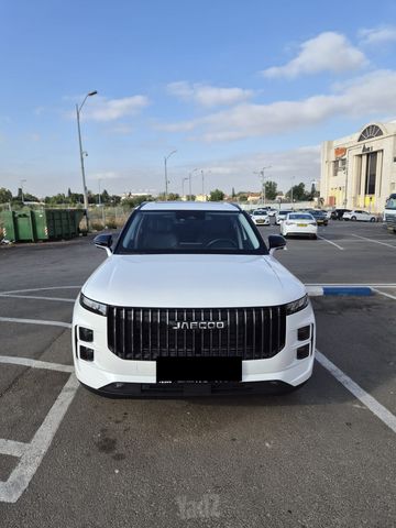 ג'אקו J7