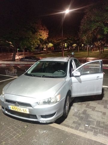 מיצובישי לנסר