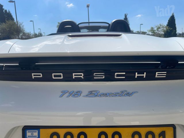 פורשה 718