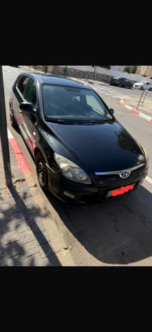 יונדאי i30
