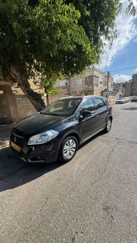 סוזוקי קרוסאובר