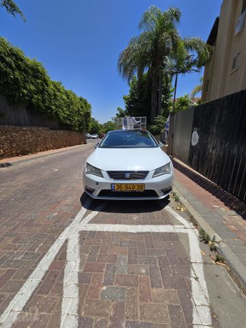 סיאט לאון