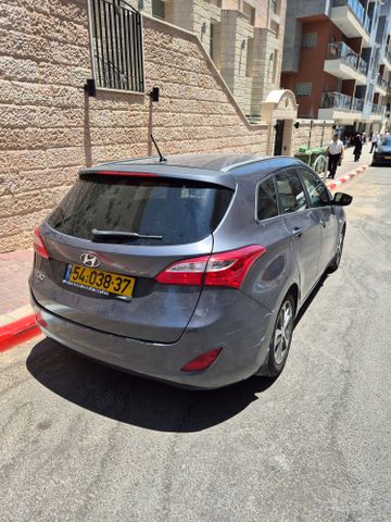 יונדאי i30