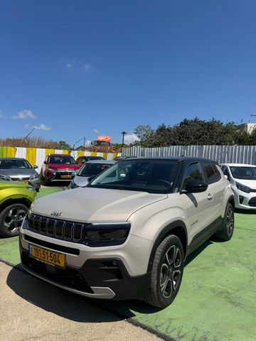 מודעת רכב ג'יפ אוונגר