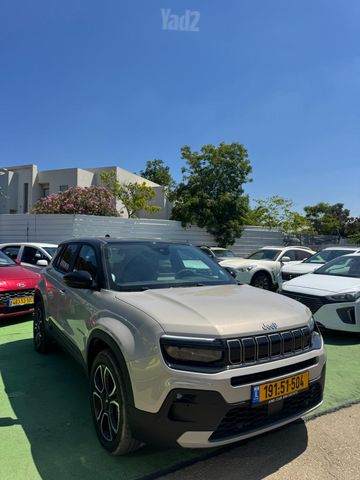 ג'יפ אוונגר