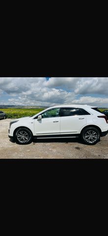 קאדילק XT5