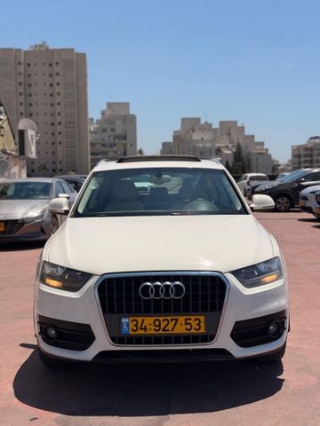 אאודי Q3
