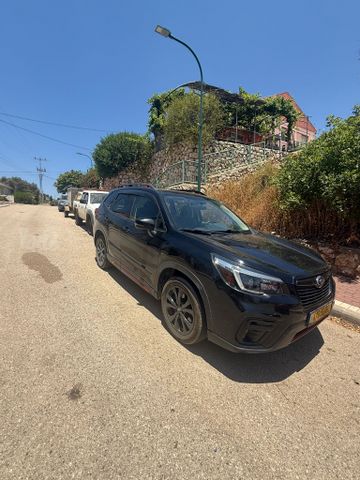 סובארו פורסטר