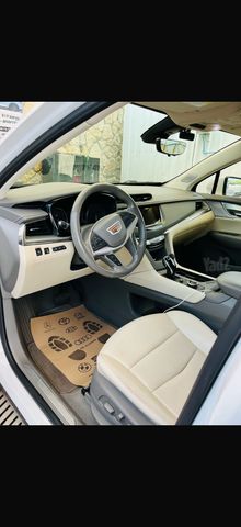 קאדילק XT5