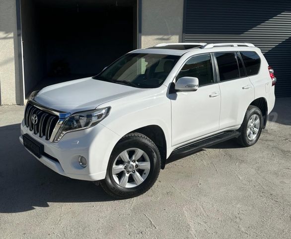 מודעת רכב טויוטה לנד קרוזר
