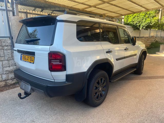 מודעת רכב טויוטה לנד קרוזר 1