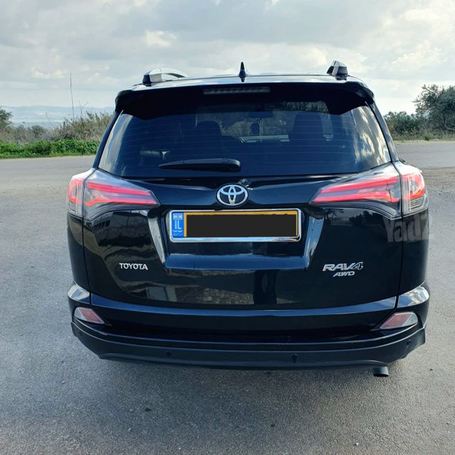 טויוטה RAV4