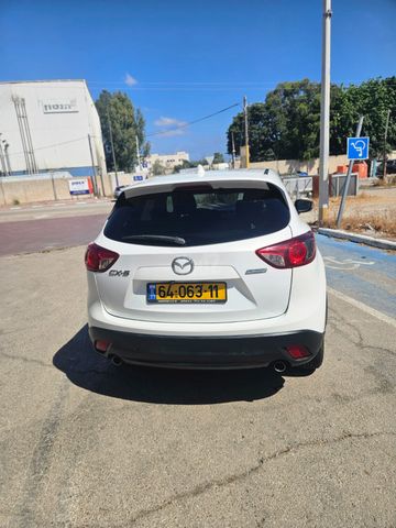 מודעת רכב מאזדה CX-5