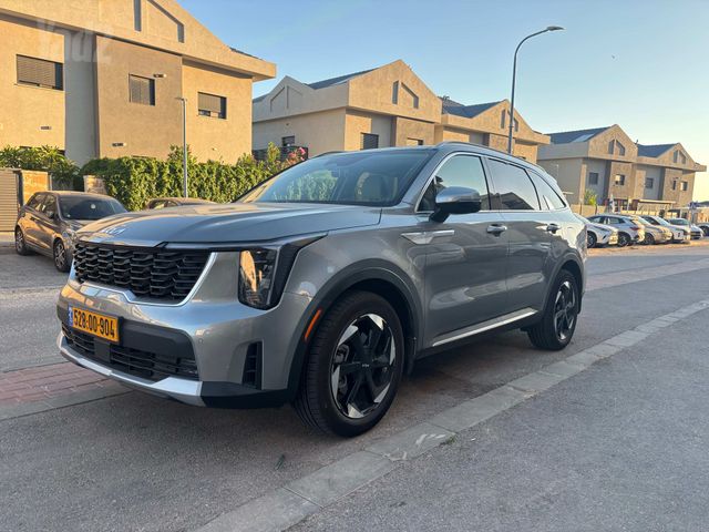 קיה סורנטו