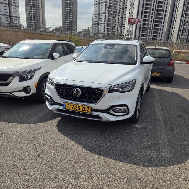אם ג'י EHS PHEV