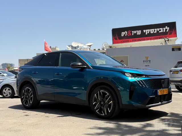 פיג'ו 3008