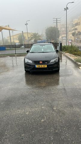 סיאט לאון