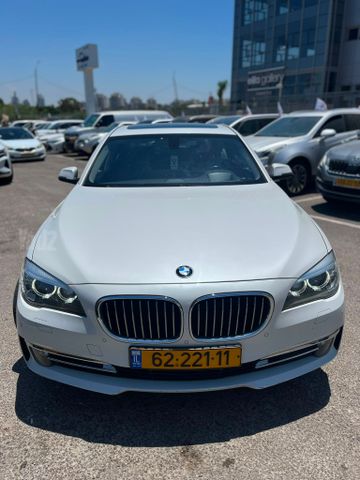 מודעת רכב ב מ וו סדרה 7 1