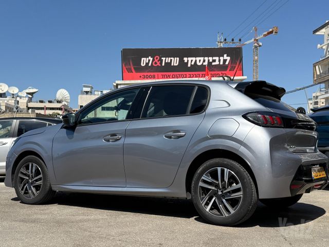 פיג'ו 208