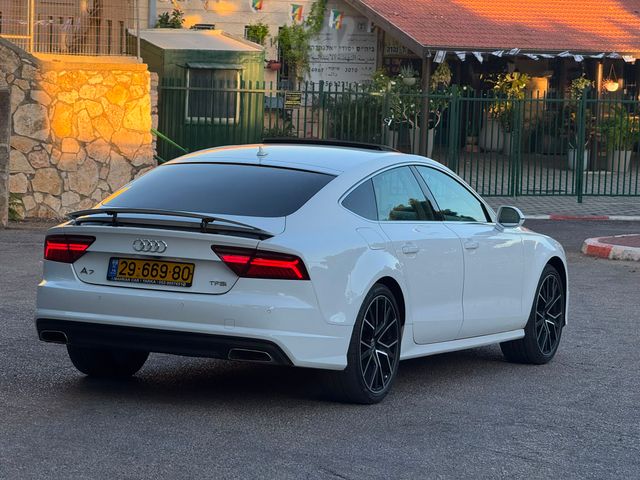 אאודי A7