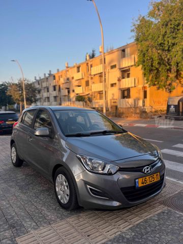 מודעת רכב יונדאי i20